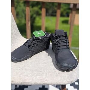 Healthy Freedom Black Snow boots/Work boots NWT Women's 8.5